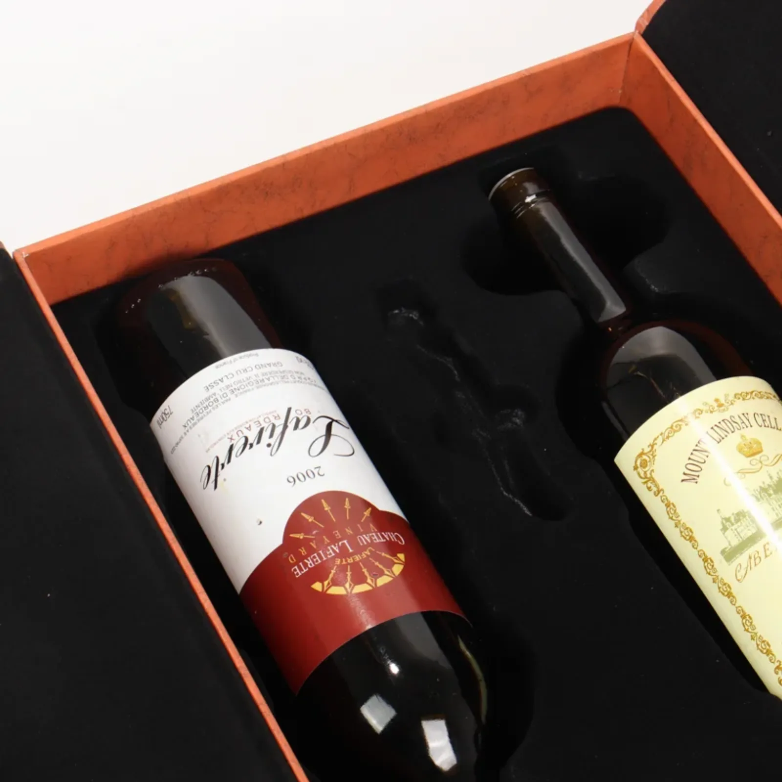 2-Bottle Rigid Cardboard Wine Gift Box with Handle 2